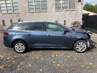 Unfallwagen Renault Mégane IV GRANDTOUR 2023/1