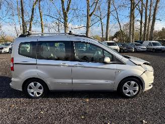 škoda osobní automobily Ford Tourneo Custom TOURNEO COURIER TREN 2015/1