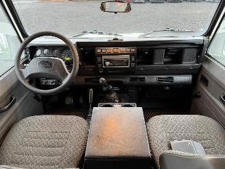Land Rover Defender 2.5 D picture 23