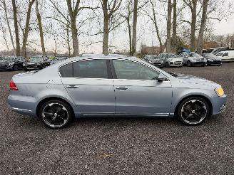  Volkswagen Passat HIGHLINE 2011/3