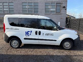 Vaurioauto  commercial vehicles Fiat Doblo DOBLÃ’ 2015/3