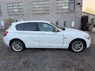 skadebil auto BMW 1-serie D 2015/4