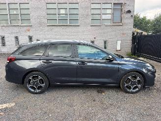 damaged passenger cars Hyundai I-30 1.0 2022/6