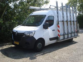 škoda dodávky Renault Master MOTOR SLAAT NIET AAN 2.3DCI 150PK 2022/9