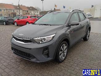 Unfallwagen Kia Stonic  2023/7