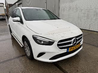 Schadeauto Mercedes B-klasse 200d Automaat 2022/3