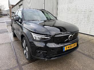 Voiture accidenté Volvo XC40 Recharge Ultimate 70 kWh 2023/5