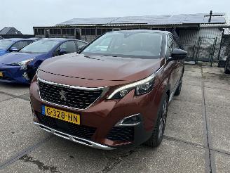 Coche accidentado Peugeot 3008 1.2 PureTech  Blue Lease Premium 2019/10