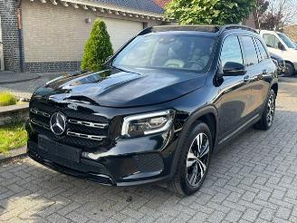 Voiture accidenté Mercedes GLB 200 d PANO NAVI CAMERA NIGHT WIDESCREEN 2021/6