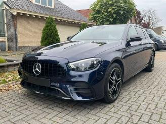 damaged passenger cars Mercedes E-klasse 300 de AMG LINE NIGHT NAVI CAMERA WIDESCREEN 2020/11