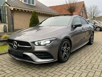 Schadeauto Mercedes Cla-klasse 180 AMG LINE PANORAMADAK NIGHT NAVI CAMERA 2019/10