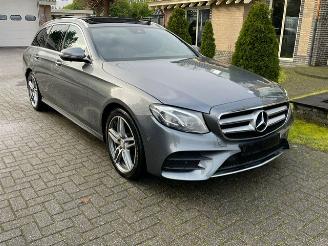 Schadeauto Mercedes E-klasse 220 d AMG LINE PANO NAVI CAMERA LED 2017/1