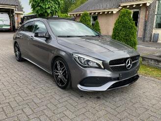 Vaurioauto  passenger cars Mercedes Cla-klasse 180 AMG LINE PANO CAMERA COMAND 2019/4