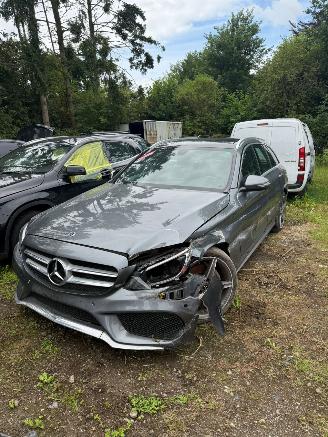 Coche siniestrado Mercedes C-klasse C 200 D COMBI 2017/11