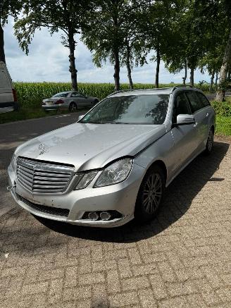 Vrakbiler auto Mercedes E-klasse E 220 CDI COMBI 2011/8