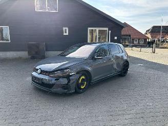 krockskadad bil auto Volkswagen Golf GTI TCR 300 PK PANO AUTOMAAT NAVI LEER CLIMA CAMERA B.J 2019 2019/3