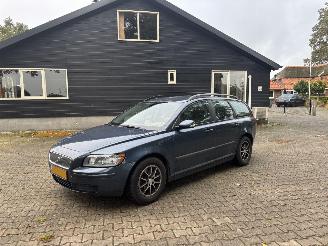 Unfallwagen Volvo V-50 V 50 1.8 EDITION 125 PK AIRCO CRUISE TREKHAAK B.J 2005 2005/9