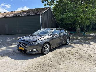 Schadeauto Ford Mondeo MOTOR TIKT AUTOMAAT 1.5 NAVI CLIMA LED TREKHAAK B.J 11-2028 2018/11