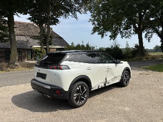 Peugeot 2008 GT LINE AUTOMAAT NAVI CLIMA CAMERA LED CRUISE B.J 2022 picture 2