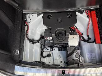 Audi A4 AVANT HYBRIDE 2.0 S-LINE AUTOMAAT SPORT NAVI CLIMA LED PDC B.J 06-2019 picture 15