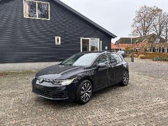 uszkodzony samochody osobowe Volkswagen Golf 8 PANORAMADAK 1.5 STYLE 130 PK NAVI CLIMA VIRT DASH 18 INCH B.J 2023 2023/3