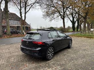 Volkswagen Golf 8 PANORAMADAK 1.5 STYLE 130 PK NAVI CLIMA VIRT DASH 18 INCH B.J 2023 picture 4