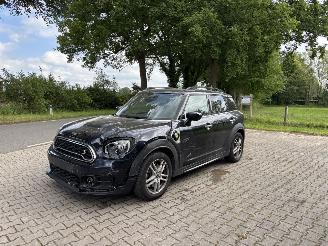 Coche accidentado Mini Countryman HYBRIDE PLUG IN SE 4AWD AUTOMAAT NAVI CLIMA LEER LED PDC B.J 2019 2019/2