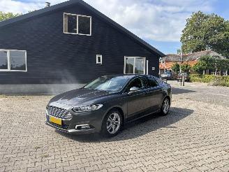 Coche accidentado Ford Mondeo MOTOR TIKT AUTOMAAT 1.5 NAVI CLIMA LED TREKHAAK B.J 11-2018 2018/11