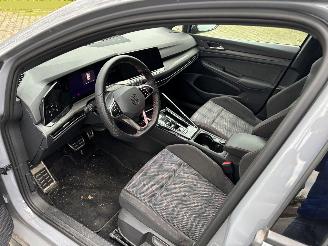 Volkswagen Golf GTI AUTOMAAT 245 PK NAVI CLIMA CAMERA LED B.J 2023 lichte schade picture 10