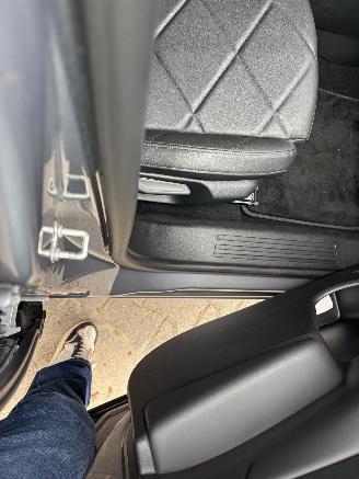 Citroën DS3 CROSSBACK AUTOMAAT 130 PK NAVI LEER CAMERA LED LEER B.J 06-2023 picture 18