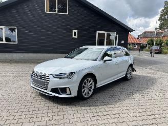 krockskadad bil auto Audi A4 Avant 2.0 S-LINE AUTOMAAT SPORT NAVI CLIMA LED PDC B.J 06-2019 2020/6