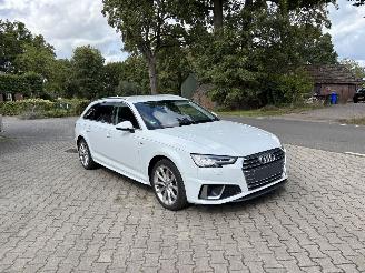 Audi A4 Avant 2.0 S-LINE AUTOMAAT SPORT NAVI CLIMA LED PDC B.J 06-2019 picture 3