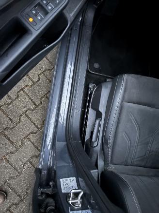 Volkswagen Golf 8,5 ETSI 1.5 HYBRIDE AUTOMAAT NAVI CLIMA CAMERA LED VIRT DASH TREKHAAK B.J 12-2024 picture 14