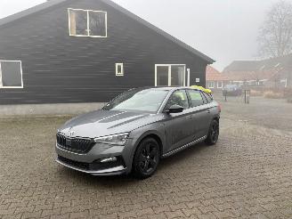 Schadeauto Skoda Scala 1.5 AUTOMAAT PANO 150 PK MONTE CARLO NAVI CLIMA LED B.J 12-2022 2022/12