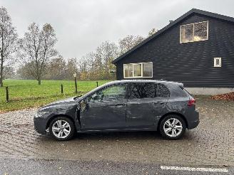Volkswagen Golf 8 TSI EDITION NAVI CLIMA CAMERA LED PDC B.J 2023 PLAATSCHADE picture 6