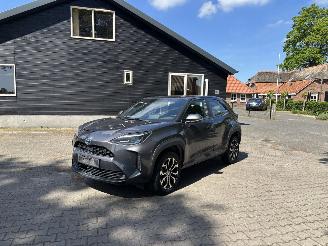 Unfallwagen Toyota Yaris Cross HYBRIDE 1.5 AUTOMAAT NAVI CLIMA CAMERA PDC B.J 06-2023 2023/6