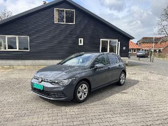 Unfallwagen Volkswagen Golf TSI 110 PK NAVI CLIMA VIRT DASH PDC CRUISE B.J 10-2020 2020/1