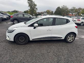 Renault Clio  picture 8