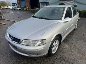 Opel Vectra B picture 1