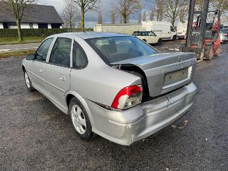 Opel Vectra B picture 7