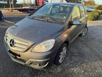 Auto incidentate Mercedes B-klasse  2010/4