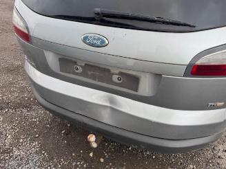 Ford S-Max  picture 14