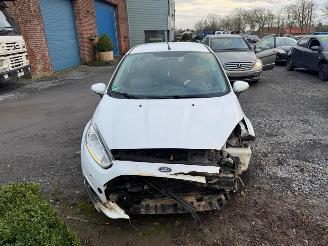 damaged passenger cars Ford Fiesta TREND 2016/12