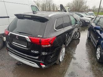 Mitsubishi Outlander BLACK EDITION picture 3