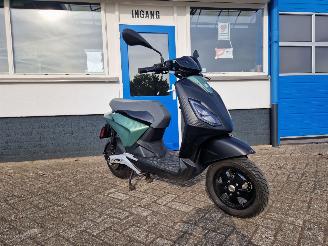 Avarii scootere Piaggio  ONE + 2023/1
