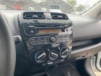 Mitsubishi Space-star Space Star (A0), Hatchback, 2012 1.0 12V picture 12