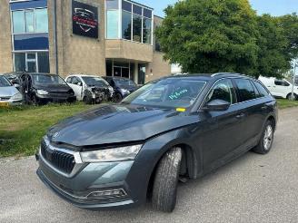 Dezmembrări autoturisme Skoda Octavia Octavia Combi (NXAC), Combi 5-drs, 2019 1.0 TSI 12V 2021