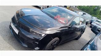 Coche siniestrado Opel Astra  2025