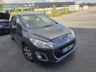 Peugeot 308  picture 2