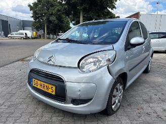 Damaged car Citroën C1 1.0 12V Hatchback  Benzine 998cc 50kW (68pk) FWD 2005-06/2014-09 (PMCFA; PMCFB; PNCFA; PNCFB) 1KRFE; CFB; 384F; CFA 2009/2